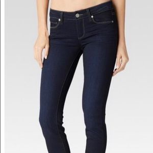 Paige Skyline Skinny in Howard Wash 32
